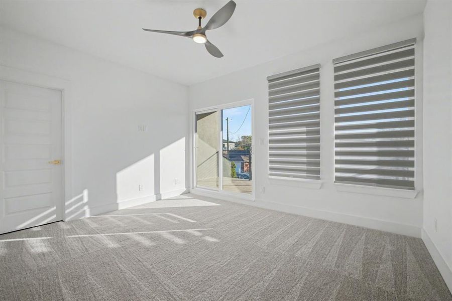 Spacious, unfurnished interior of a new home in , Dallas (Image 22).
