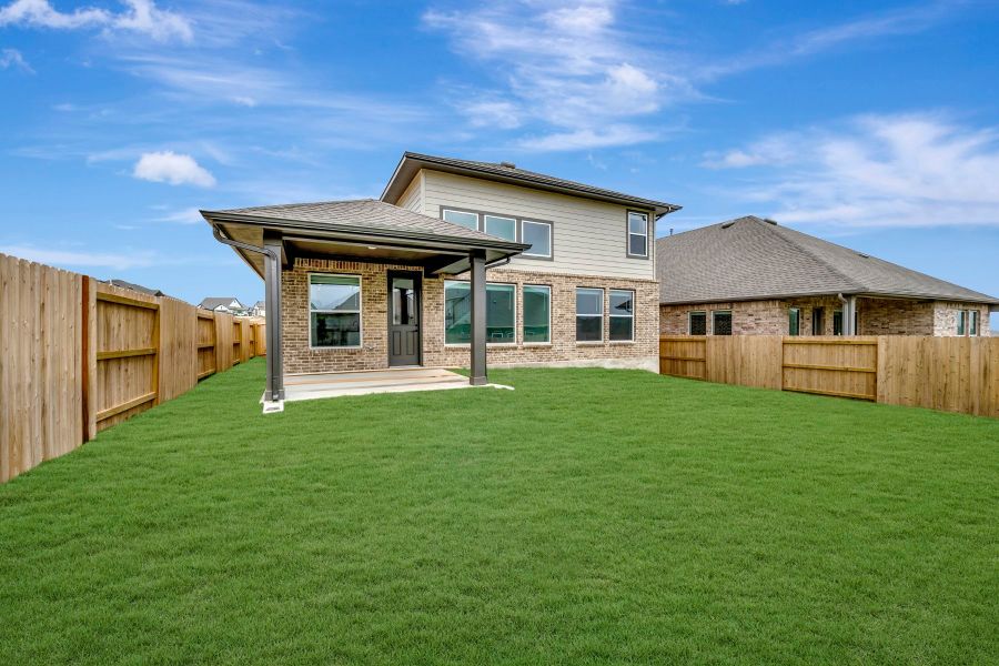 Exterior details and patio area of a home in Meyer Ranch – Select Reserve Series, New Braunfels (Image 4). Exterior details and patio area of a home in Meyer Ranch – Select Reserve Series, New Braunfels (Image 4).