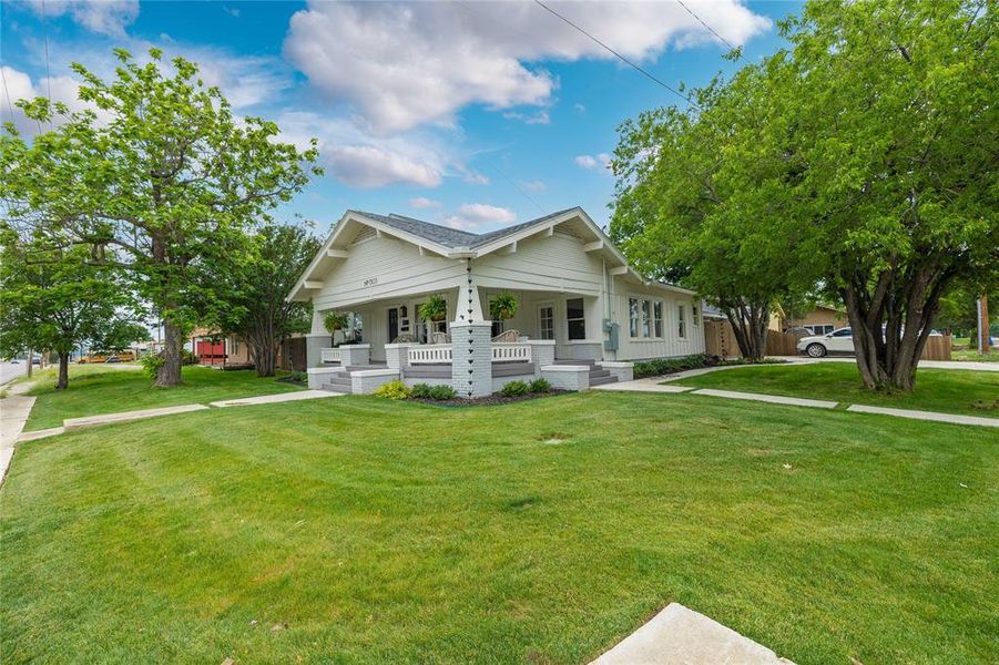 Front exterior of a new home in , Brownwood, TX, highlighting curb appeal (Image 20).