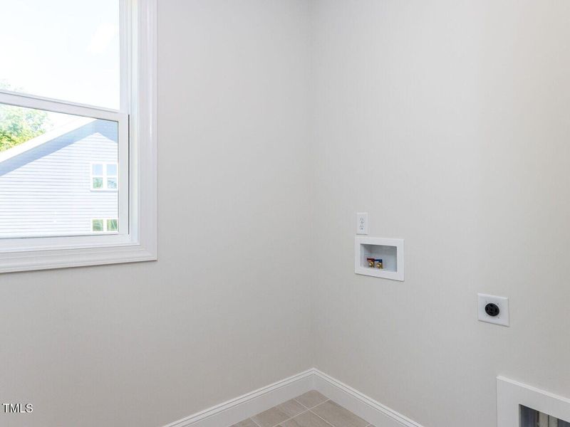 034-1280x960-laundry-room 034-1280x960-laundry-room