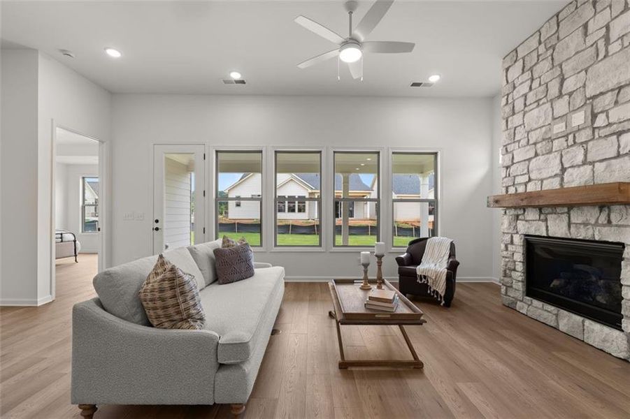 Furnished interior view inside a new home in Soleil Summit Chase, Snellville (Image 18). Furnished interior view inside a new home in Soleil Summit Chase, Snellville (Image 18).