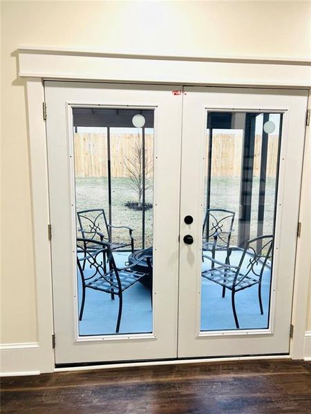 Exterior details and patio area of a home in , Atlanta (Image 33).