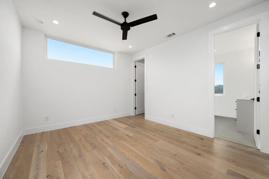 Spacious, unfurnished interior of a new home in , Austin (Image 21).