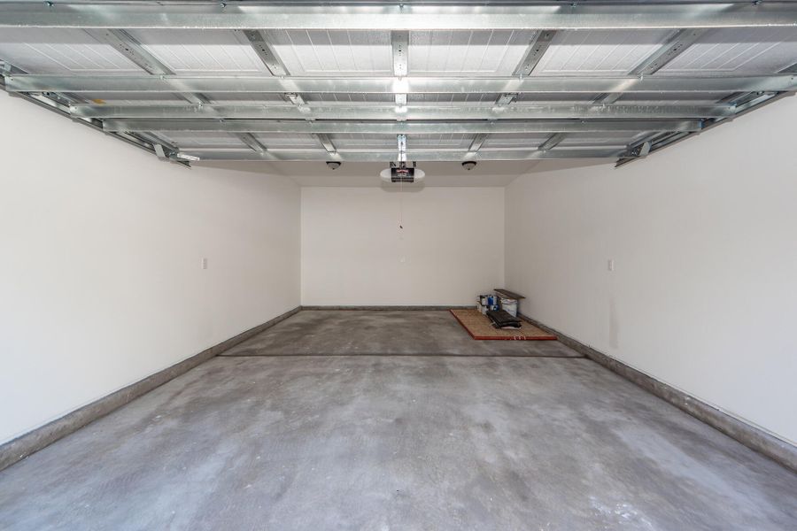 Spacious, unfurnished interior of a new home in , Summerville (Image 26). Spacious, unfurnished interior of a new home in , Summerville (Image 26).