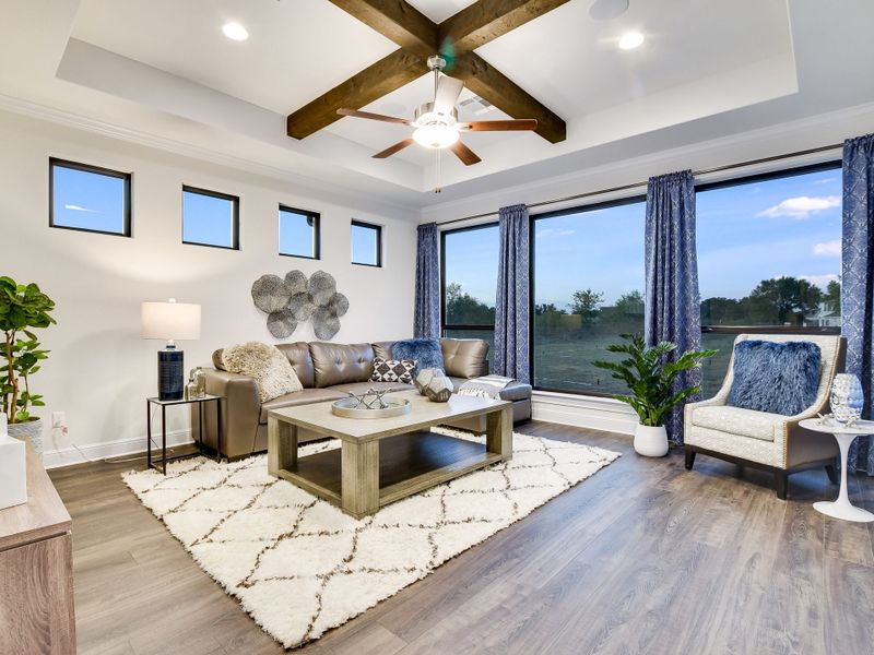 Representative furnished interior of a home built from the San Simeon I by Giddens Homes in Clearwater Ranch, Liberty Hill (Image 177).