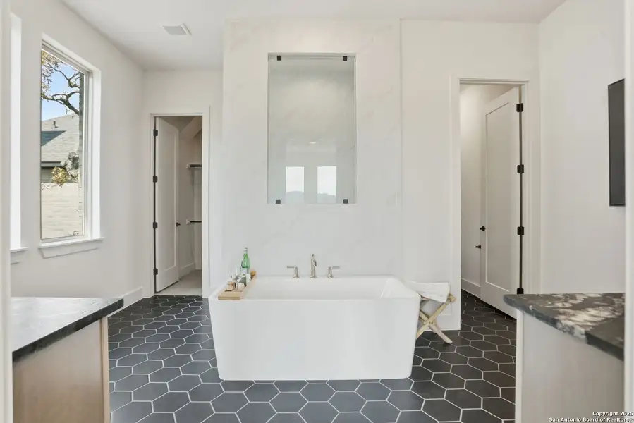 Furnished interior view inside a new home in Kinder Ranch 70's, San Antonio (Image 8).