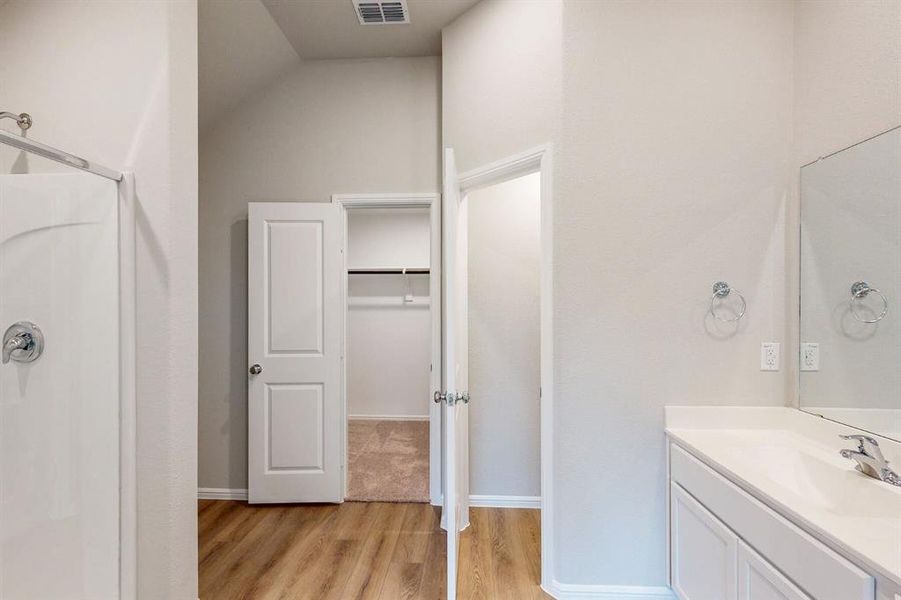 Image 36 of a home in Kings Way.