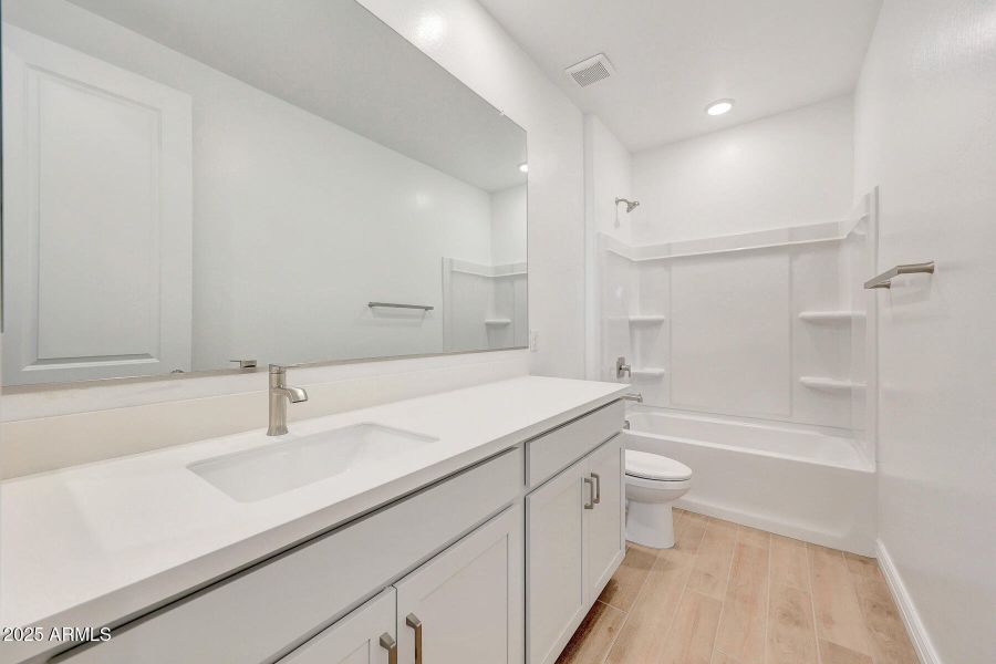 PHX_Miravida_lot 1190_Harbor_25783_Bath2