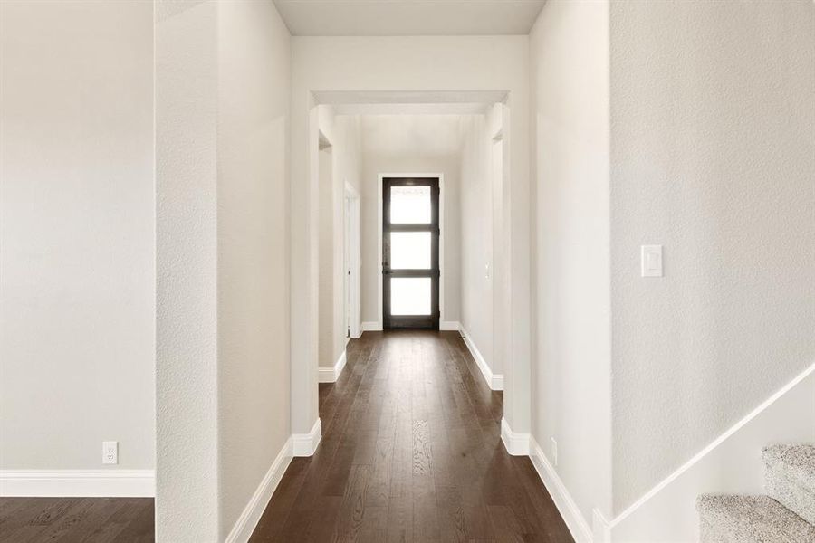 Spacious, unfurnished interior of a new home in Somerset, Venus (Image 36).