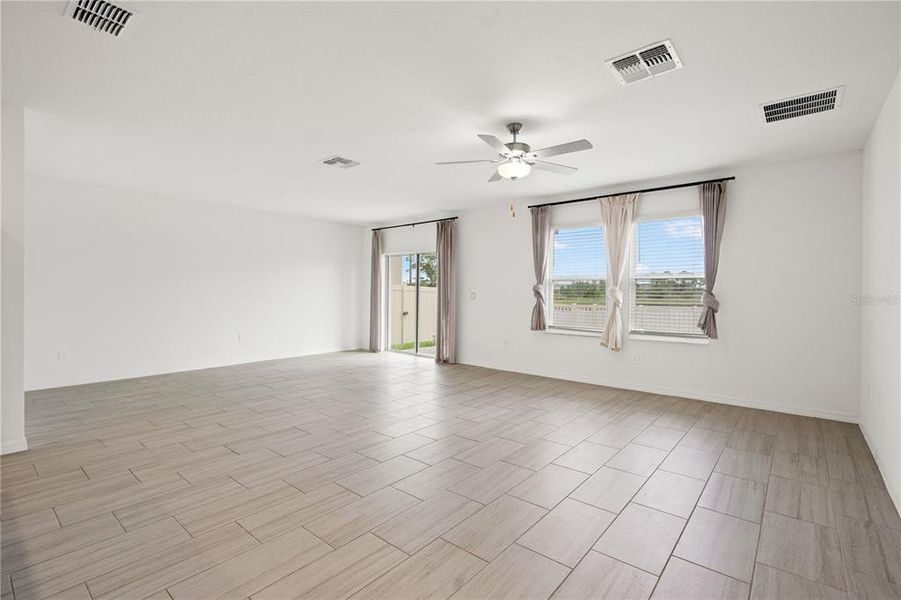 Spacious, unfurnished interior of a new home in Connerton, Land O' Lakes (Image 31). Spacious, unfurnished interior of a new home in Connerton, Land O' Lakes (Image 31).