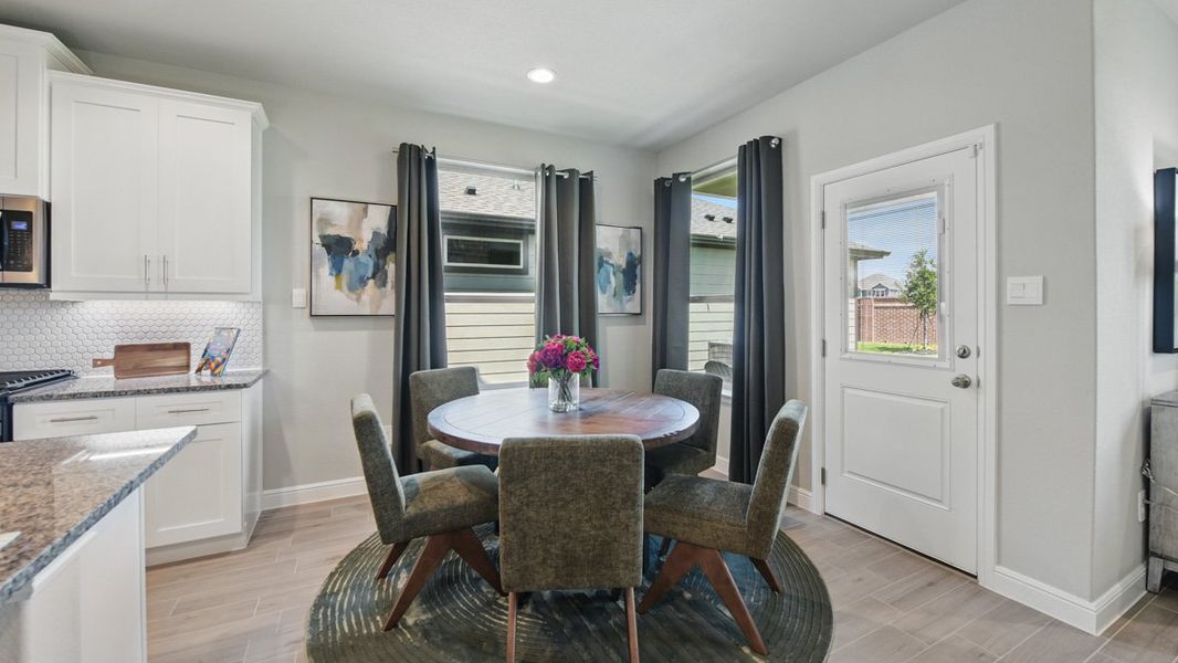 Furnished interior view inside a new home in Eagle Creek, Denton (Image 10).