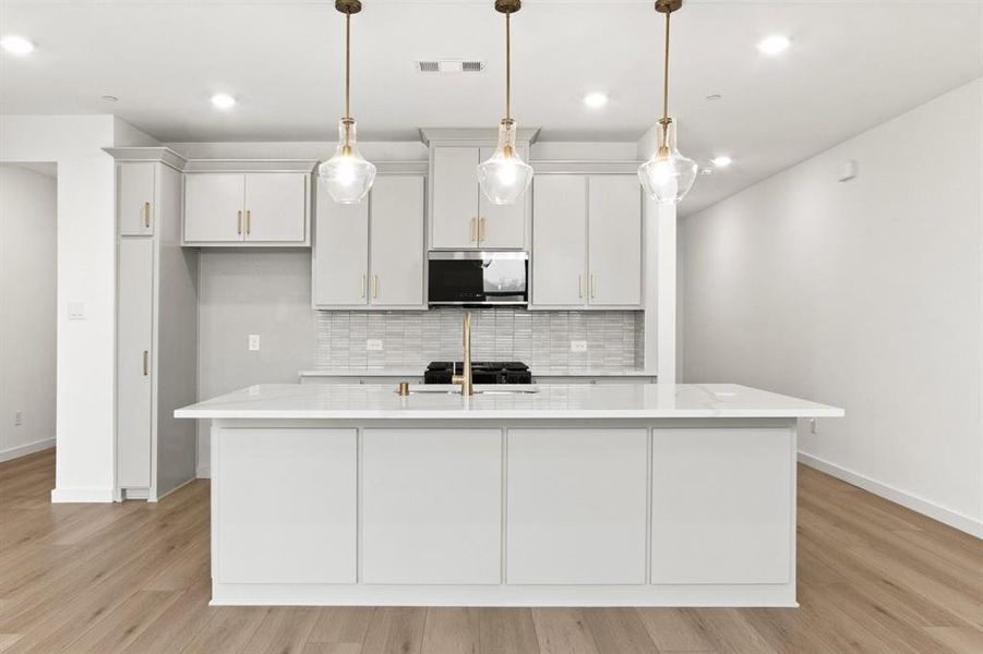 008-723TowerRoad-Wylie-TX-75098-Kitchen.jpg-SMALL 008-723TowerRoad-Wylie-TX-75098-Kitchen.jpg-SMALL