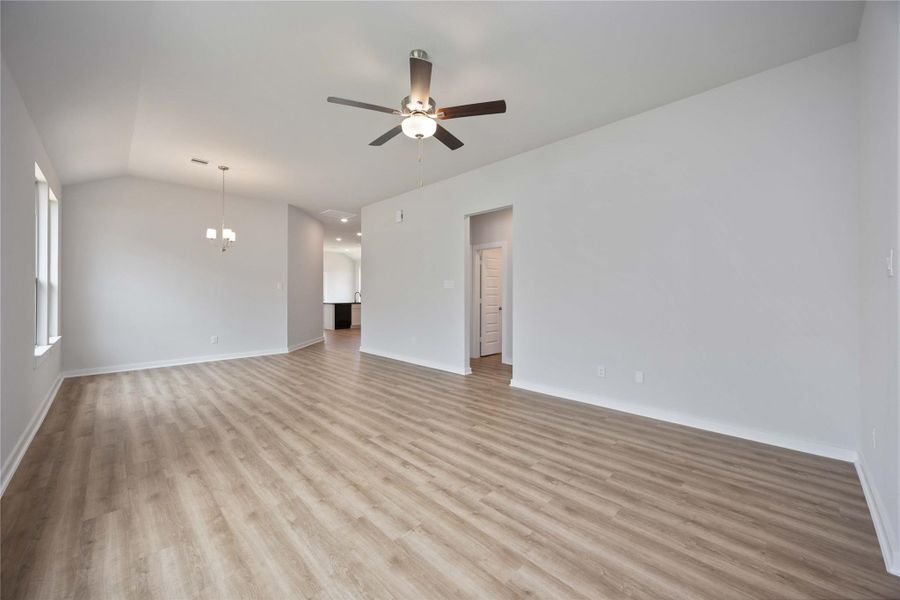 Image 18 of a home in Meadow Park.