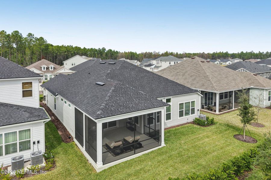 Exterior details and patio area of a home in Middlebourne, St. Johns (Image 34).
