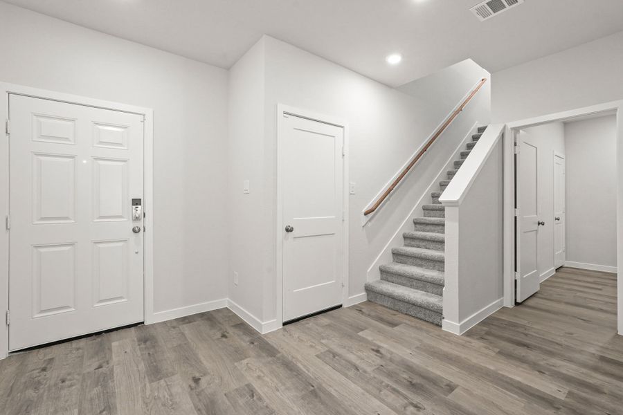 Spacious, unfurnished interior of a new home in Maple Woods, Hockley (Image 15).