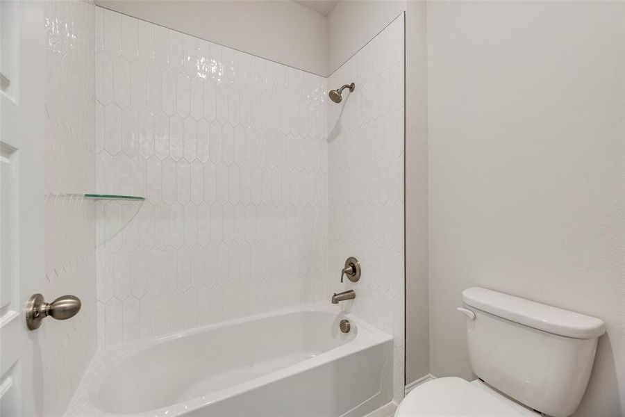 Furnished interior view inside a new home in Spiritas Ranch, Little Elm (Image 7).