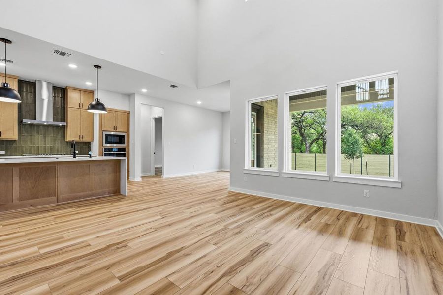Spacious, unfurnished interior of a new home in Wolf Ranch, Georgetown (Image 29). Spacious, unfurnished interior of a new home in Wolf Ranch, Georgetown (Image 29).