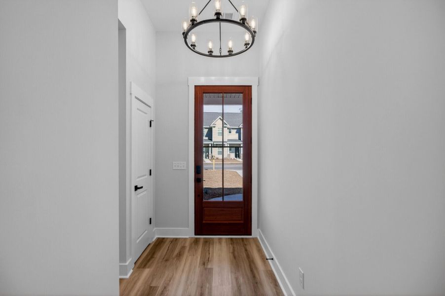 Spacious, unfurnished interior of a new home in , Summerville (Image 21).