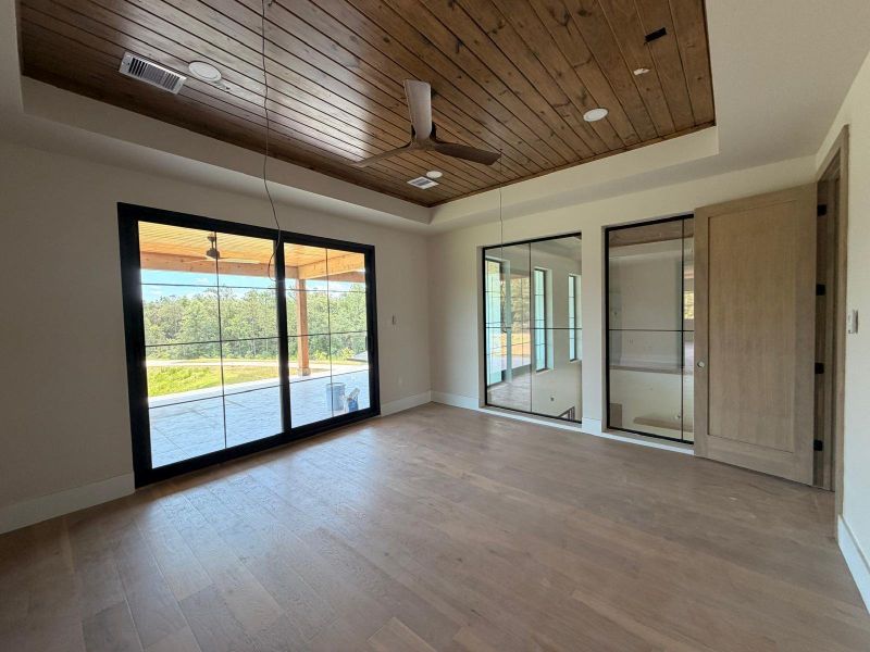 Spacious, unfurnished interior of a new home in , Montgomery (Image 12).