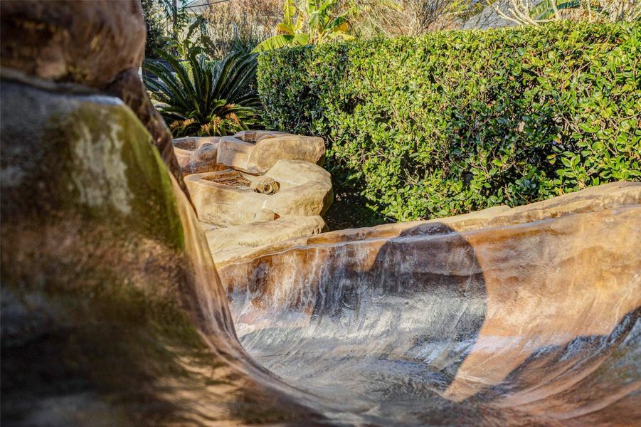 POOL SLIDE