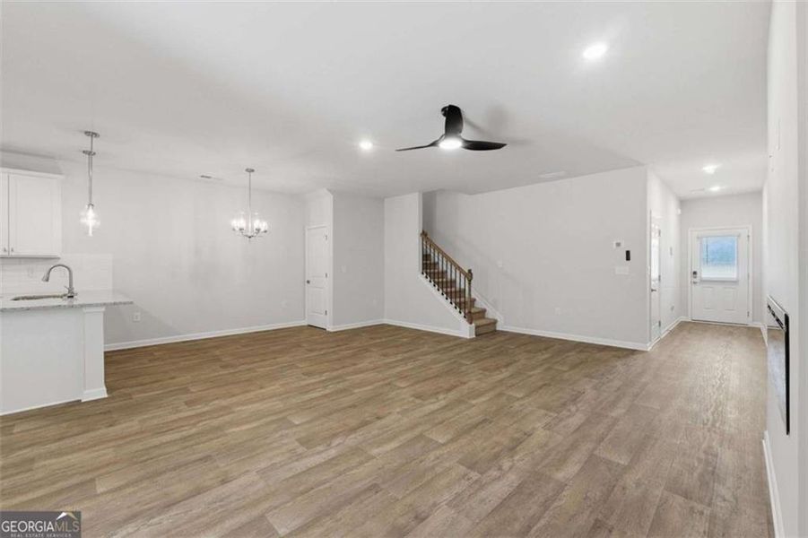 Spacious, unfurnished interior of a new home in Parkway James, Snellville (Image 22). Spacious, unfurnished interior of a new home in Parkway James, Snellville (Image 22).