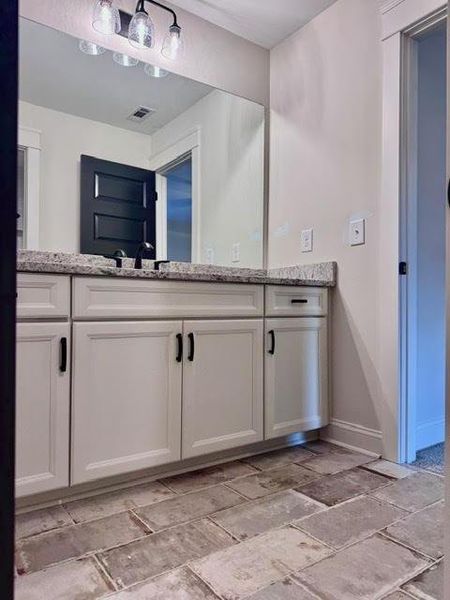 Image 29 of a home in .