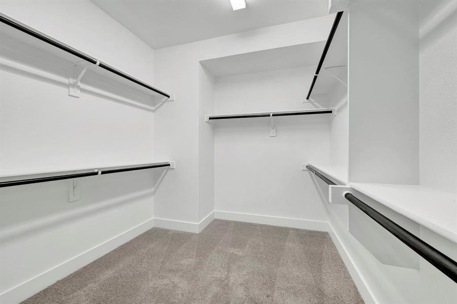 Image 39 of a home in Lilyana.