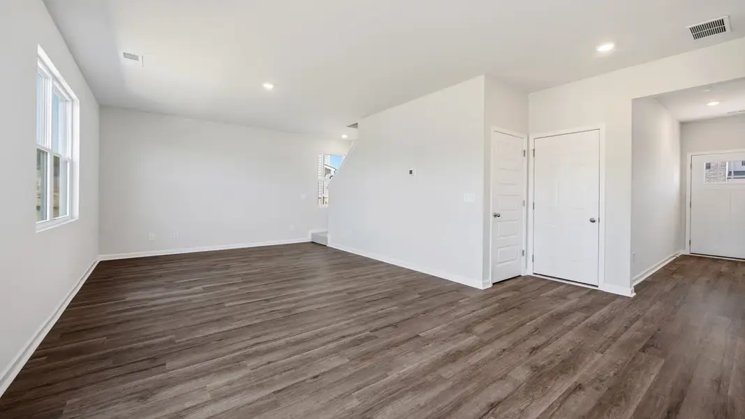 Spacious, unfurnished interior of a new home in Cedar Ridge - Locust Grove Station, Locust Grove (Image 14). Spacious, unfurnished interior of a new home in Cedar Ridge - Locust Grove Station, Locust Grove (Image 14).