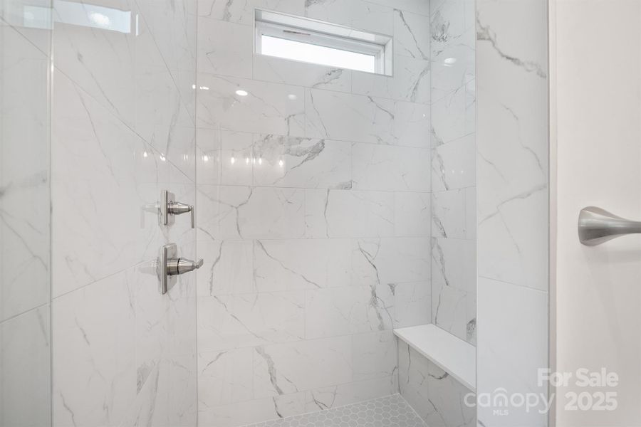 Primary shower with bench