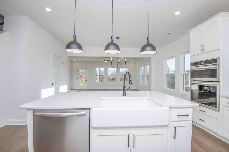 *Photo of example home. Selections and Finishes May Vary.*