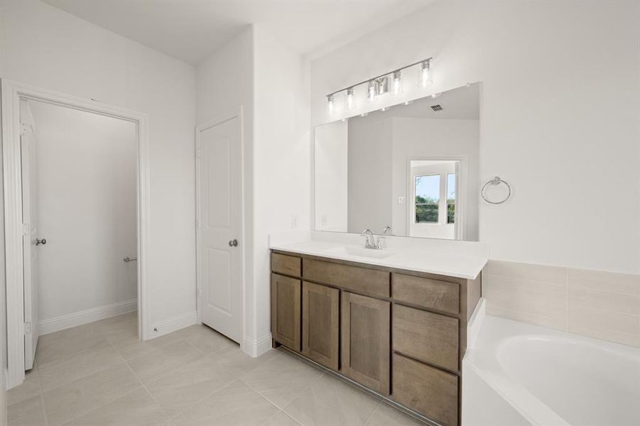 4413 Wheatbud- Primary Suite-3