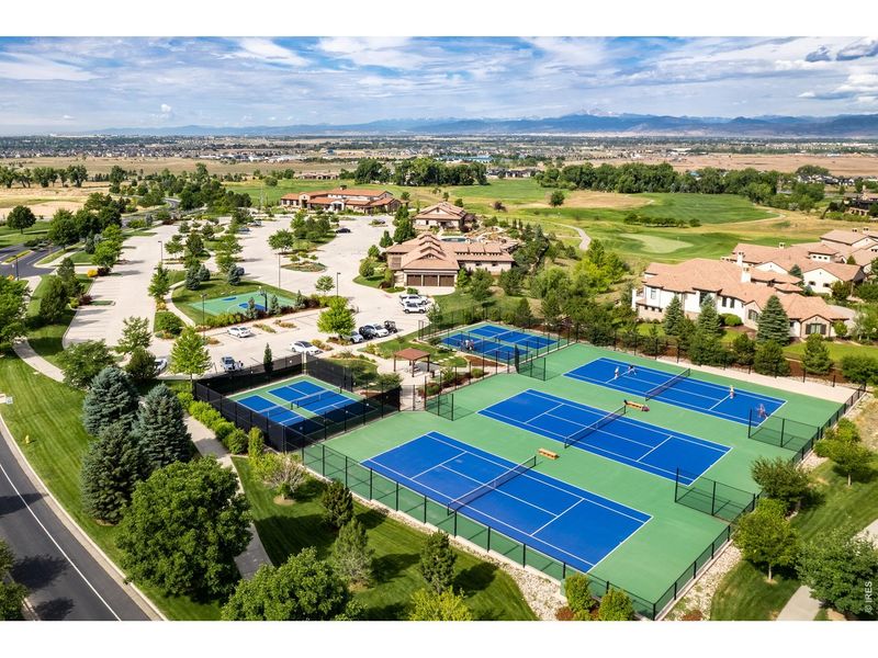 Community amenities in , Timnath (Image 5). Community amenities in , Timnath (Image 5).