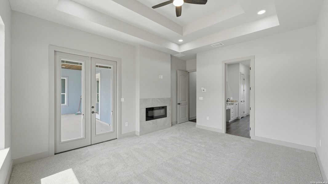 Spacious, unfurnished interior of a new home in , Adkins (Image 34).