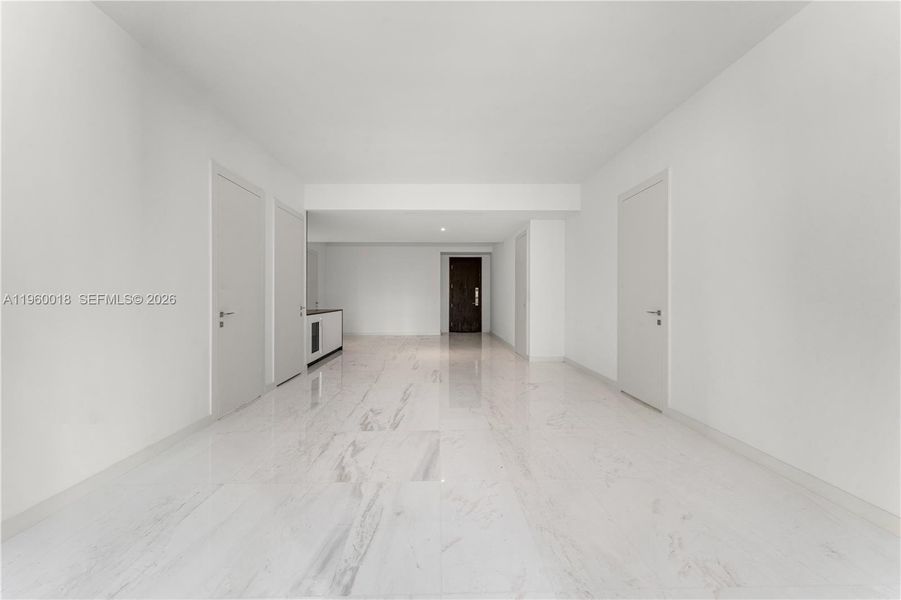 Spacious, unfurnished interior of a new home in , Miami (Image 28).