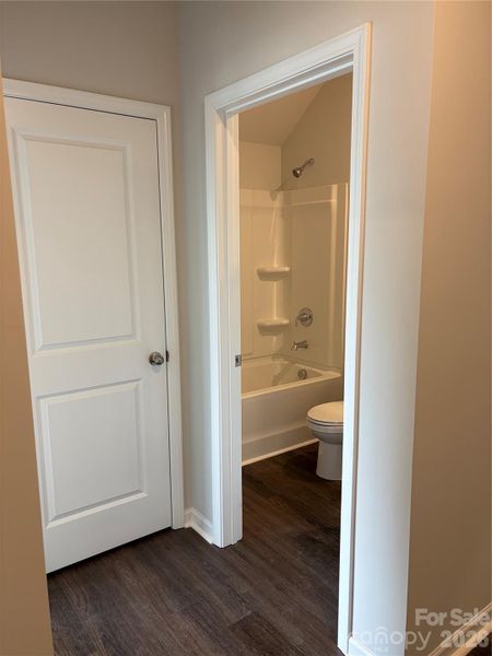 Spacious, unfurnished interior of a new home in Fisher Springs, Kannapolis (Image 5).