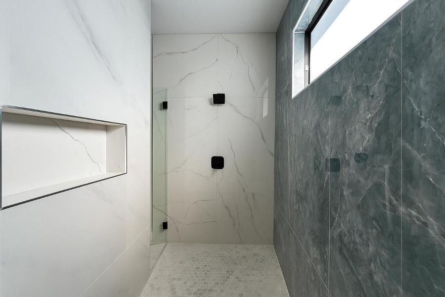 EB2E6334-09B7-4E4F-AF9F-BFD11FF50203