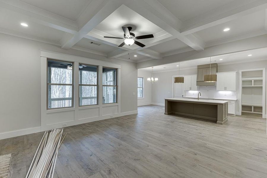 Spacious, unfurnished interior of a new home in , Jefferson (Image 17).