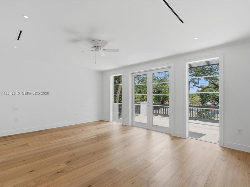 Spacious, unfurnished interior of a new home in , South Miami (Image 58).