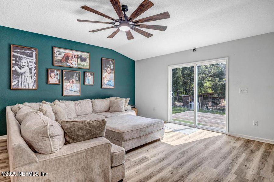 Furnished interior view inside a new home in , Jacksonville (Image 9).