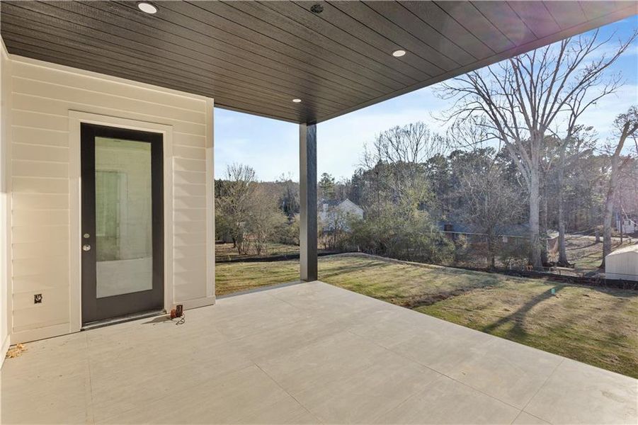 Exterior details and patio area of a home in , Duluth (Image 18).