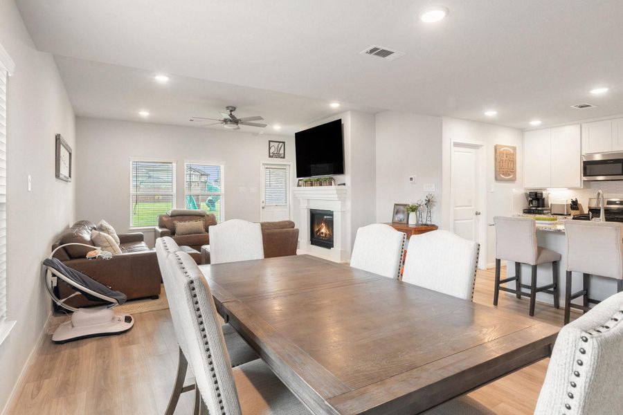 The dining area, living area and kitchen work seamlessly together The dining area, living area and kitchen work seamlessly together