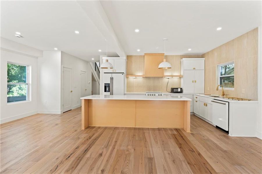 Furnished interior view inside a new home in , Atlanta (Image 17). Furnished interior view inside a new home in , Atlanta (Image 17).