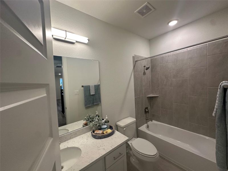 Furnished interior view inside a new home in Shady Acres, Houston (Image 15). Furnished interior view inside a new home in Shady Acres, Houston (Image 15).