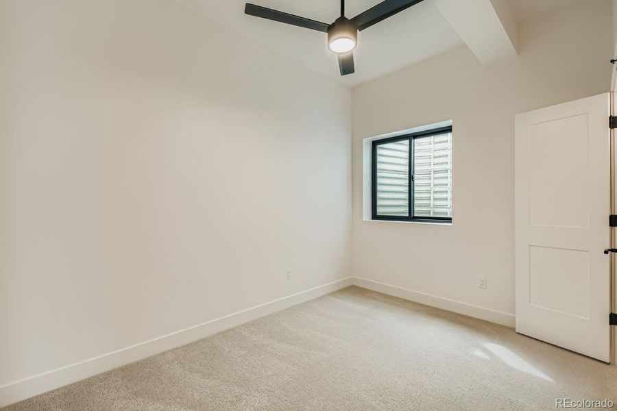 Spacious, unfurnished interior of a new home in , Granby (Image 16).