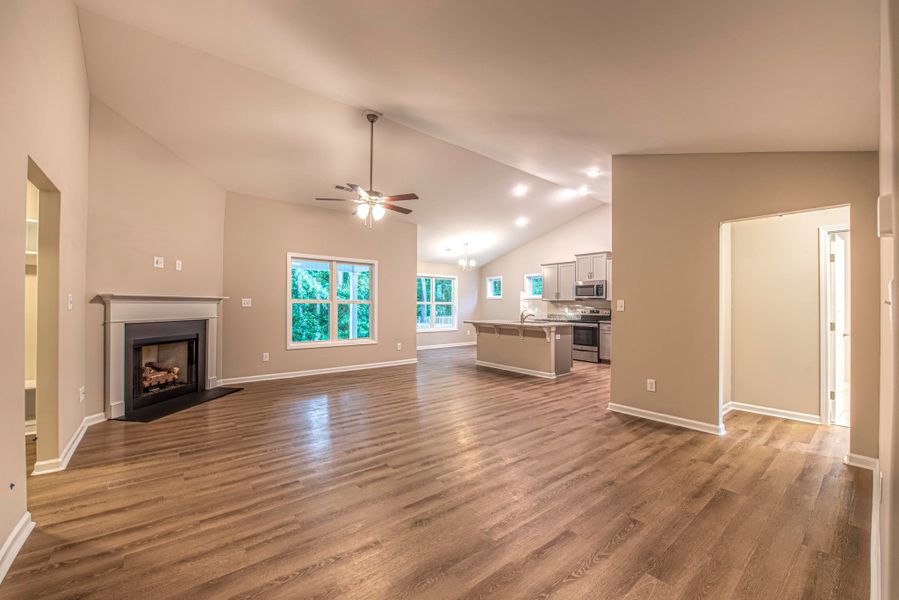 Representative unfurnished interior of a home built from the Bayhill A by JC Jackson Homes,LLC in Heritage Pointe, Newport (Image 21).