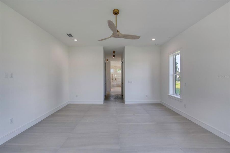 Spacious, unfurnished interior of a new home in , Ormond Beach (Image 43).
