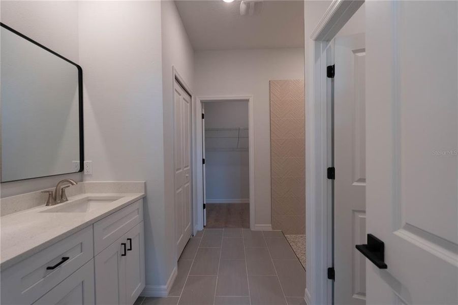 Furnished interior view inside a new home in , Tavares (Image 14).