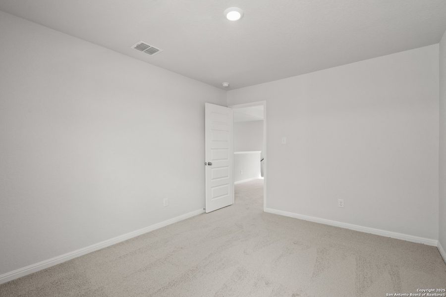Spacious, unfurnished interior of a new home in Timber Creek, San Antonio (Image 26). Spacious, unfurnished interior of a new home in Timber Creek, San Antonio (Image 26).