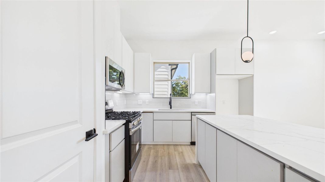 Furnished interior view inside a new home in , Houston (Image 7).