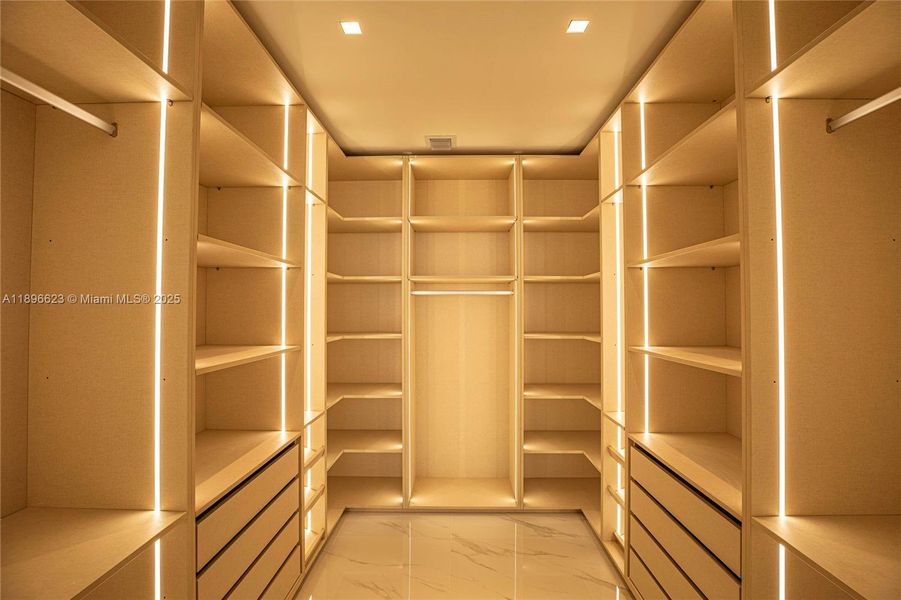 Spacious, unfurnished interior of a new home in , Miami (Image 28). Spacious, unfurnished interior of a new home in , Miami (Image 28).